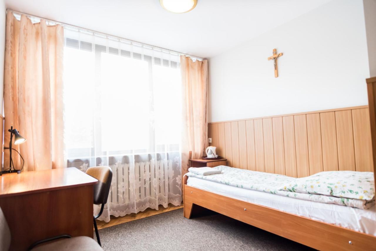 Dobre Miejsce Dom Rekolekcyjny 2* Varsovia